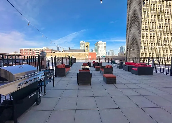 Mccormick Place With Optional Parking And Sleeps Up To 4 Apartamento *