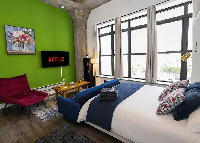 Appartamento Mccormick Place With Optional Parking And Sleeps Up To 4 *